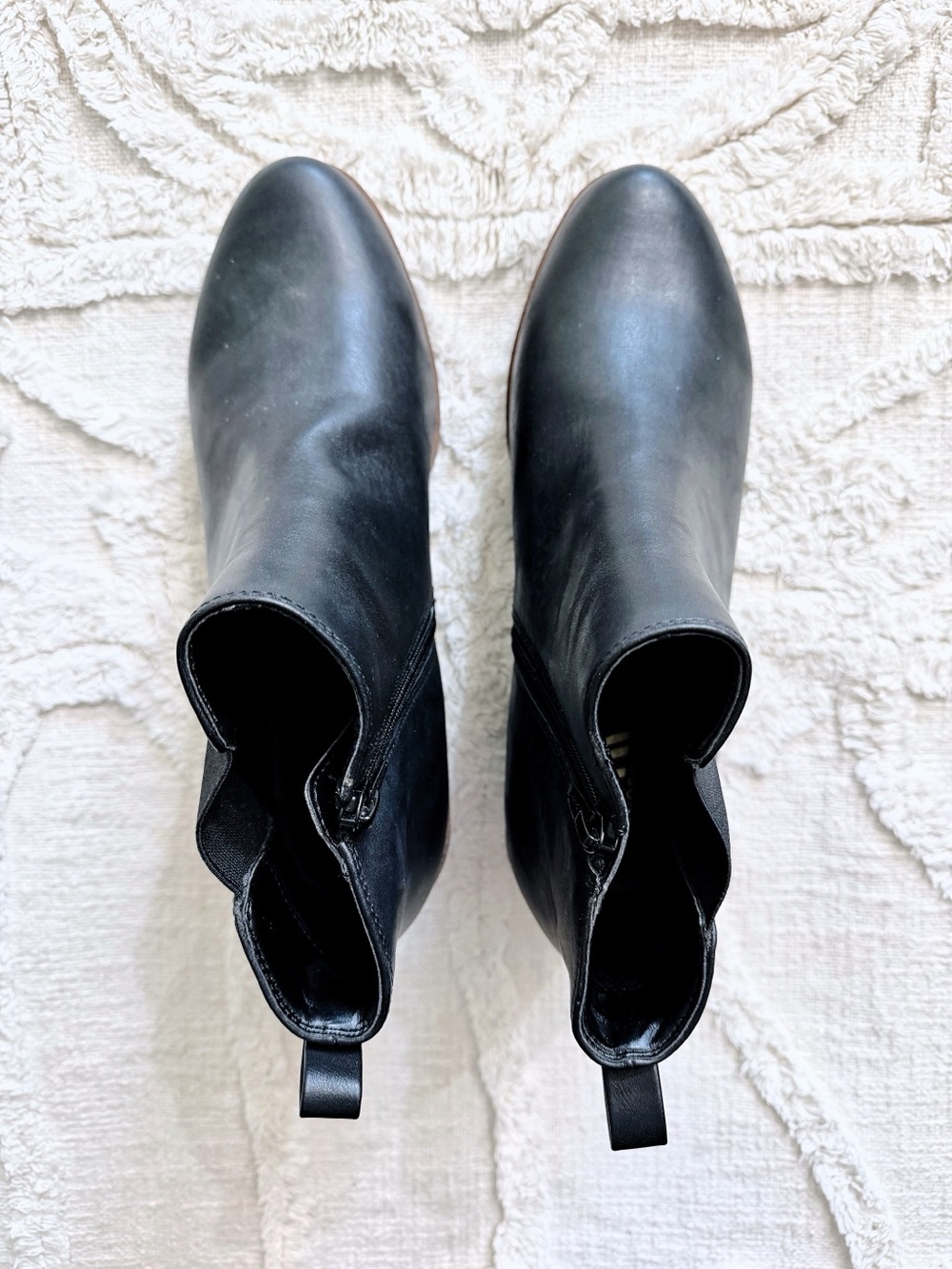 Aerosoles Black Chelsea Wedge Ankle Boots Size 11 Side Zip